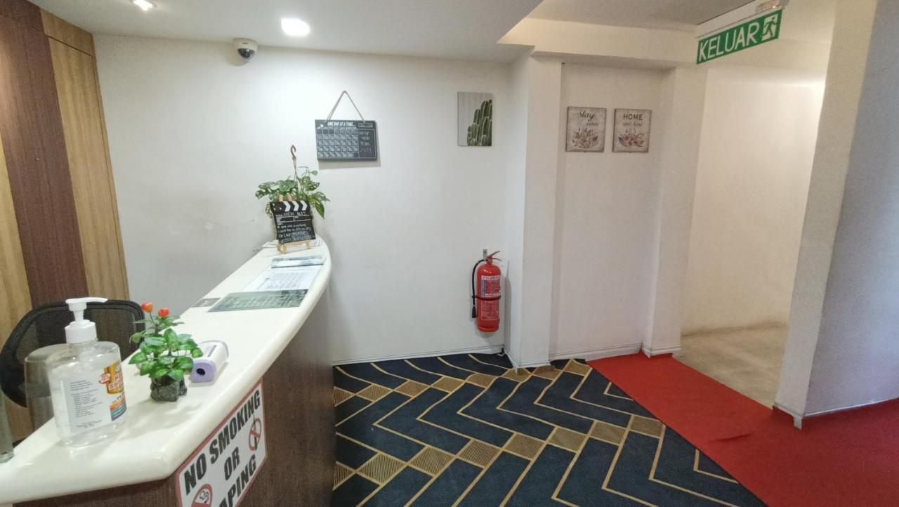 Oyo 90457 Borneo Eco-House Hashtag 12 Boutique Hotel Kota Kinabalu Exterior photo