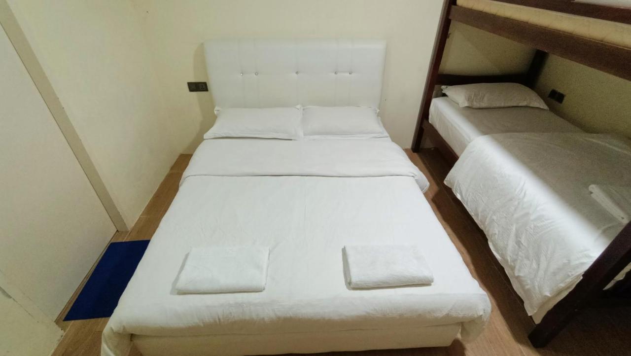 Oyo 90457 Borneo Eco-House Hashtag 12 Boutique Hotel Kota Kinabalu Exterior photo