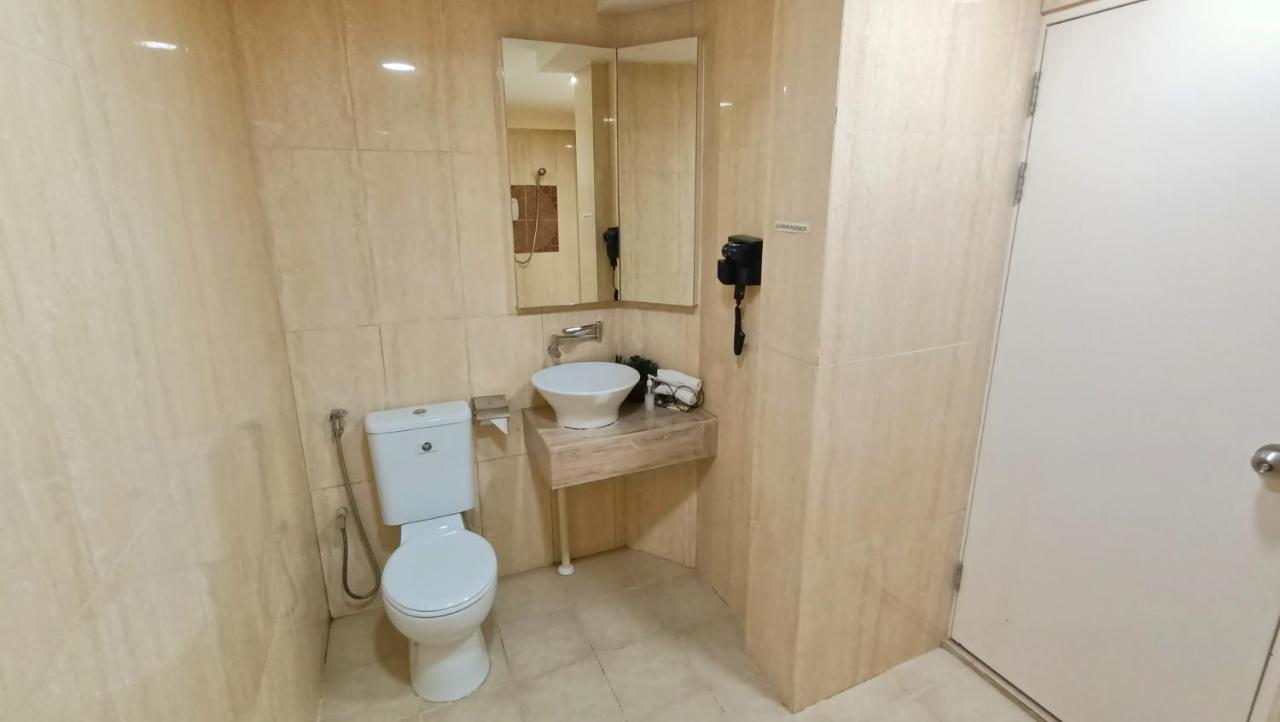 Oyo 90457 Borneo Eco-House Hashtag 12 Boutique Hotel Kota Kinabalu Exterior photo